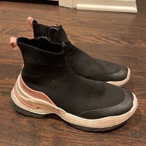 Zara booties (size 7)